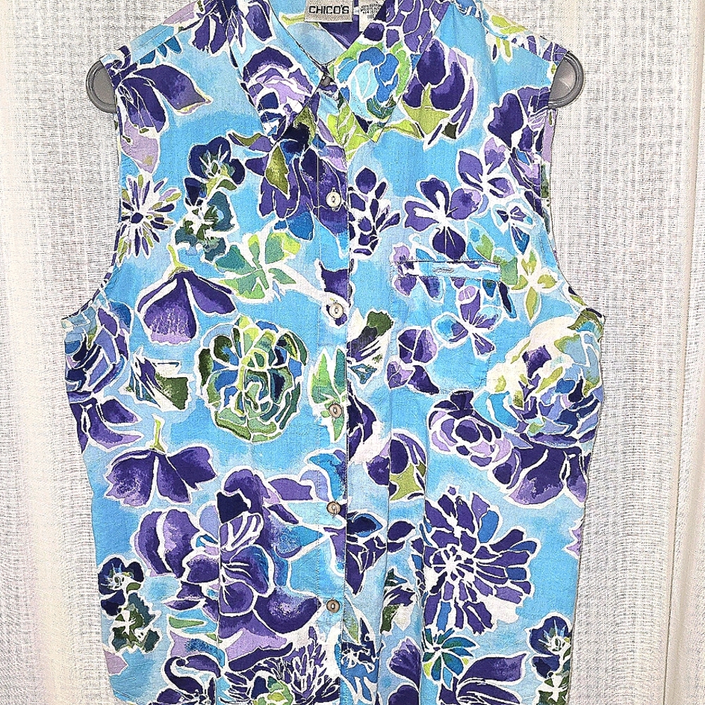 2/$30 Chicos Floral Sleeveless Top in Blue and‎ Purple Size 2 / M